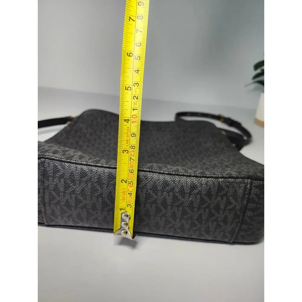 Michael Kors Monogram Bag Black Crossbody Y2K Minimalist Casual